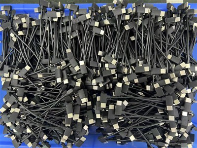 30000PCS USB-C към USB-C с огъване на 90 градуса